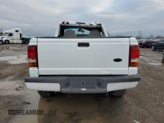 2000 Ford Ranger XL with VIN 1FTYR10V7YPC00743, listed as a Copart auction lot 88146935 with 198,410 mi miles and Salvage Title. Bid and sale history available at carsss.com. Image 6.