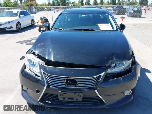2014 Lexus ES 330 z VIN JTHBK1GG6E2151432, wystawiony jako IAAI lot #42327631 z przebiegiem 179 535 mil mil oraz . Historia ofert i sprzedaży dostępna na DreamBid. Obrazek 12.