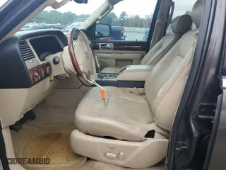 2005 Lincoln Navigator Luxury with VIN 5LMFU27555LJ00668, listed as a Copart auction lot 84251384 with 126,715 mi miles and Salvage Title. Bid and sale history available at carsss.com. Image 7.