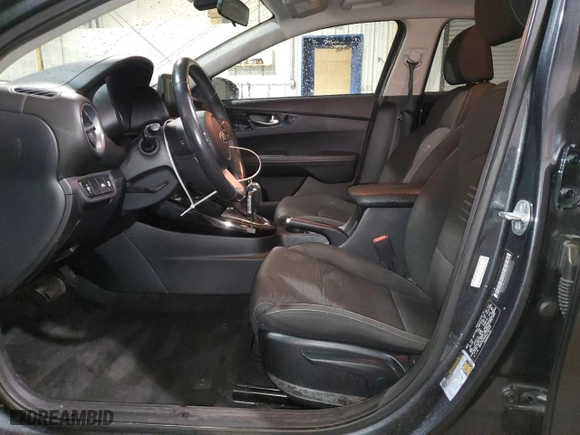 2019 Kia Forte S with VIN 3KPF34AD5KE135379, listed as a Copart auction lot 82122384 with 61,665 mi miles and Salvage Title. Bid and sale history available at carsss.com. Image 7.