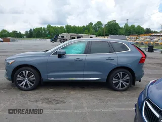 2022 Volvo XC60 Inscription z VIN YV4062RL6N1954497, wystawiony jako IAAI lot #42243369 z przebiegiem 38 043 mil mil oraz . Historia ofert i sprzedaży dostępna na DreamBid. Obrazek 14.