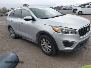 2018 Kia Sorento L z VIN 5XYPG4A35JG432248, wystawiony jako IAAI lot #41534103 z przebiegiem 126 322 mil mil oraz . Historia ofert i sprzedaży dostępna na DreamBid. Obrazek 1.