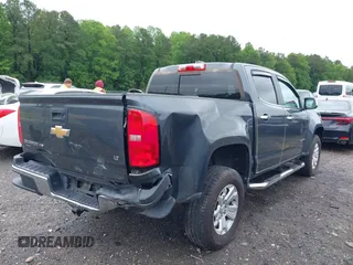 2017 Chevrolet Colorado 2WD LT z VIN 1GCGSCEN1H1227072, wystawiony jako IAAI lot #42247224 z przebiegiem 79 541 mil mil oraz . Historia ofert i sprzedaży dostępna na DreamBid. Obrazek 4.