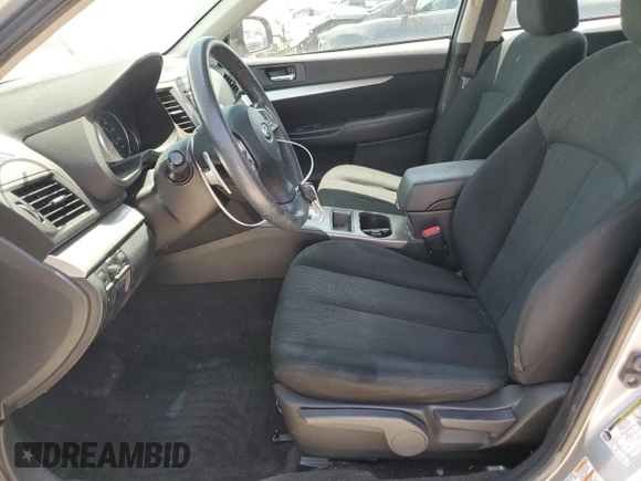 2014 Subaru Outback 2.5i with VIN 4S4BRCAC7E3272944, listed as a Copart auction lot 61164435 with 117,391 mi miles and Salvage title. Bid and sale history available at DreamBid. Image 7.