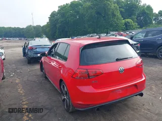 2017 Volkswagen GTI S z VIN 3VW4T7AU1HM076156, wystawiony jako IAAI lot #42216232 z przebiegiem 40 388 mil mil oraz . Historia ofert i sprzedaży dostępna na DreamBid. Obrazek 3.