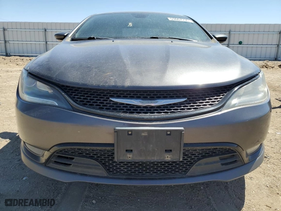 2015 Chrysler 200 S with VIN 1C3CCCBG8FN529079, listed as a Copart auction lot 53067795 with 237,230 mi miles and Clean Title. Bid and sale history available at carsss.com. Image 5.