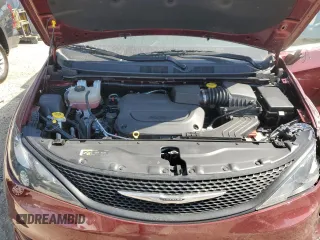 2021 Chrysler Voyager L z VIN 2C4RC1AG4MR558297, wystawiony jako Copart lot #88572205 z przebiegiem 52 842 mil mil oraz Szkoda całkowita • Salvage title. Historia ofert i sprzedaży dostępna na DreamBid. Obrazek 12.