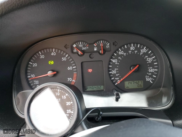2003 Volkswagen GTI with VIN 9BWDE61J634027381, listed as a Copart auction lot 80797874 with 147,427 mi miles and Clean Title. Bid and sale history available at carsss.com. Image 9.