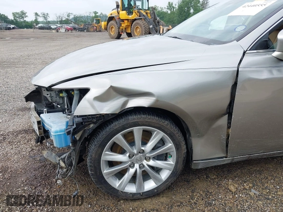 2016 Lexus IS 200t with VIN JTHBA1D20G5015102, listed as a IAAI auction lot 42440555 with 44,891 mi miles and . Bid and sale history available at DreamBid. Image 6.