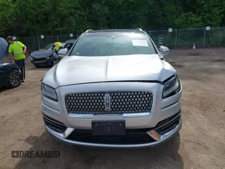 2019 Lincoln Nautilus Reserve with VIN 2LMPJ8LP5KBL32374, listed as a IAAI auction lot 42219316 with 48,276 mi miles and . Bid and sale history available at DreamBid. Image 12.