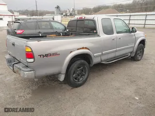 2001 Toyota Tundra Ltd with VIN 5TBBT48101S136463, listed as a IAAI auction lot 41768004 with 224,985 mi miles. Bid and sale history available at carsss.com. Image 4.