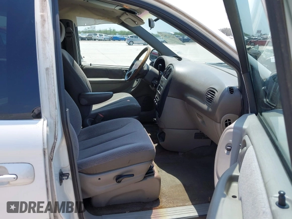 2001 Dodge Caravan Sport with VIN 2B4GP44331R262380, listed as a IAAI auction lot 42317023 with 219,264 mi miles and . Bid and sale history available at DreamBid. Image 5.