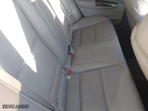 2015 Acura TLX V6 Tech with VIN 19UUB2F56FA007338, listed as a IAAI auction lot 40888874 with 111,517 mi miles. Bid and sale history available at carsss.com. Image 8.