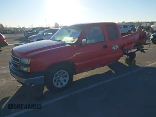 2006 Chevrolet Silverado 1500 Work Truck with VIN 1GCEC19X56Z256965, listed as a IAAI auction lot 40653848 with 254,976 mi miles. Bid and sale history available at carsss.com. Image 18.
