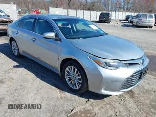 2018 Toyota Avalon Hybrid XLE Plus z VIN 4T1BD1EB0JU062520, wystawiony jako IAAI lot #41853716 z przebiegiem 52 273 mil mil oraz . Historia ofert i sprzedaży dostępna na DreamBid. Obrazek 1.