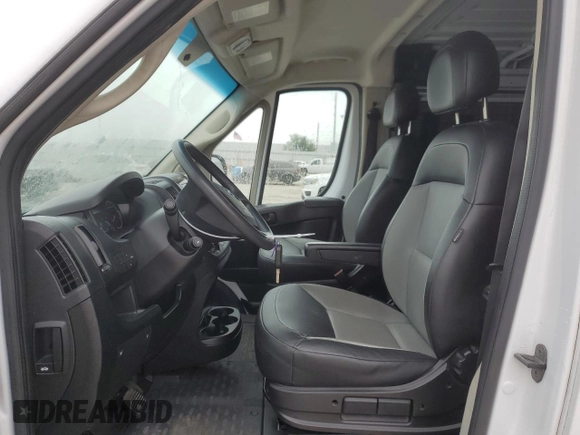 2018 Ram ProMaster Cargo with VIN 3C6TRVAG9JE147302, listed as a Copart auction lot 43980375 with 100,841 mi miles and . Bid and sale history available at DreamBid. Image 7.