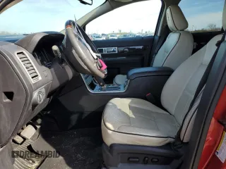2010 Lincoln MKX with VIN 2LMDJ8JC2ABJ31128, listed as a Copart auction lot 41861205 with 56,661 mi miles and Salvage Title. Bid and sale history available at DreamBid. Image 7.