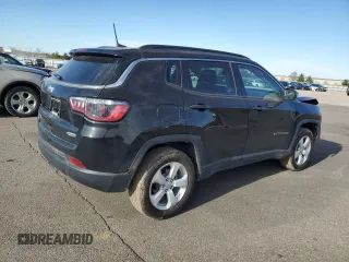 2022 Jeep Compass Altitude with VIN 3C4NJDBB8NT113195, listed as a Copart auction lot 48806985 with 23,038 mi miles and Salvage Title. Bid and sale history available at carsss.com. Image 3.