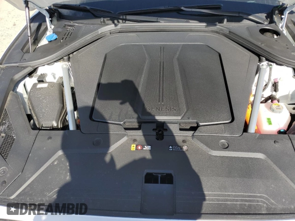 2024 Genesis GV70 Advanced with VIN 5NMMCET16RH003248, listed as a Copart auction lot 82125824 with 6,210 mi miles and Salvage title. Bid and sale history available at DreamBid. Image 13.