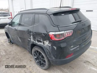 2023 Jeep Compass Latitude with VIN 3C4NJDBN8PT511049, listed as a IAAI auction lot 41258001 with 22,399 mi miles and . Bid and sale history available at DreamBid. Image 3.