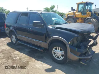 2004 Ford Expedition Special Service with VIN 1FMPU15L84LB52488, listed as a IAAI auction lot 42234558 with 251,440 mi miles and . Bid and sale history available at DreamBid. Image 1.