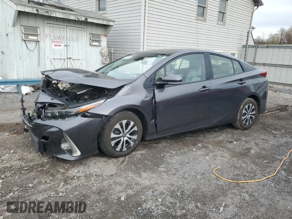 2020 Toyota Prius Prime LE with VIN JTDKARFP2L3133408, listed as a Copart auction lot 51582655 with 41,129 mi miles and Salvage Title. Bid and sale history available at carsss.com. Image 1.