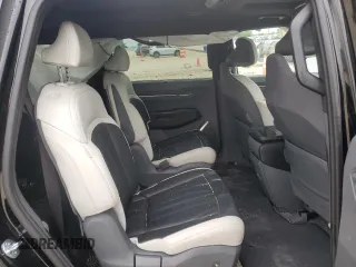2024 Kia EV9 GT-Line z VIN KNDAEFS52R6040494, wystawiony jako Copart lot #51679105 z przebiegiem Nie podano mil oraz Szkody całkowita. Historia ofert i sprzedaży dostępna na DreamBid. Obrazek 11.