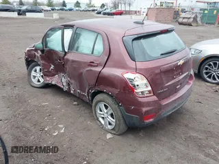 2017 Chevrolet Trax LS with VIN 3GNCJNSB0HL172704, listed as a IAAI auction lot 41821362 with 60,426 mi miles. Bid and sale history available at carsss.com. Image 3.