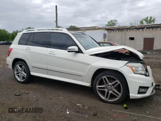 2010 Mercedes-Benz GLK 350 z VIN WDCGG8HB6AF481153, wystawiony jako Copart lot #56990725 z przebiegiem 137 231 mil mil oraz Szkoda całkowita • Salvage title. Historia ofert i sprzedaży dostępna na DreamBid. Obrazek 4.