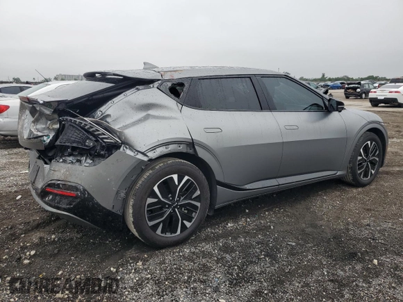 2024 Kia EV6 GT-Line with VIN KNDC44LA5R5202720, listed as a Copart auction lot 41730345 with 7,899 mi miles and Salvage Title. Bid and sale history available at carsss.com. Image 3.