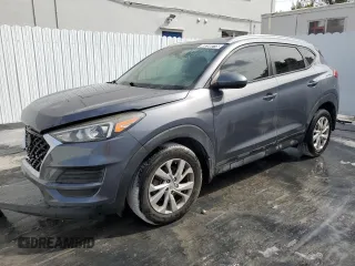2019 Hyundai Tucson Value z VIN KM8J33A45KU001585, wystawiony jako Copart lot #51067345 z przebiegiem 82 363 mil mil oraz Szkoda całkowita • Salvage title. Historia ofert i sprzedaży dostępna na DreamBid. Obrazek 1.