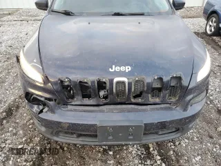 2015 Jeep Cherokee Latitude with VIN 1C4PJMCS8FW682275, listed as a Copart auction lot 85960144 with 139,509 mi miles and Salvage Title. Bid and sale history available at DreamBid. Image 12.