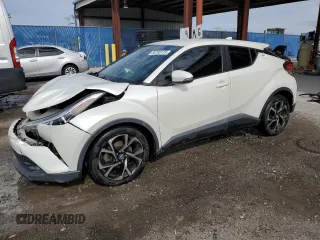 2018 Toyota C-HR XLE with VIN JTNKHMBX4J1002800, listed as a Copart auction lot 88785135 with 69,335 mi miles and Salvage Title. Bid and sale history available at carsss.com. Image 1.