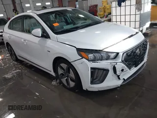 2020 Hyundai Ioniq SEL z VIN KMHC85LC9LU209366, wystawiony jako IAAI lot #41248182 z przebiegiem 120 121 mil mil oraz . Historia ofert i sprzedaży dostępna na DreamBid. Obrazek 1.