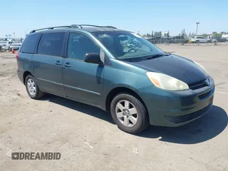 2004 Toyota Sienna CE with VIN 5TDZA23C44S205166, listed as a IAAI auction lot 42192980 with 228,873 mi miles. Bid and sale history available at carsss.com. Image 1.