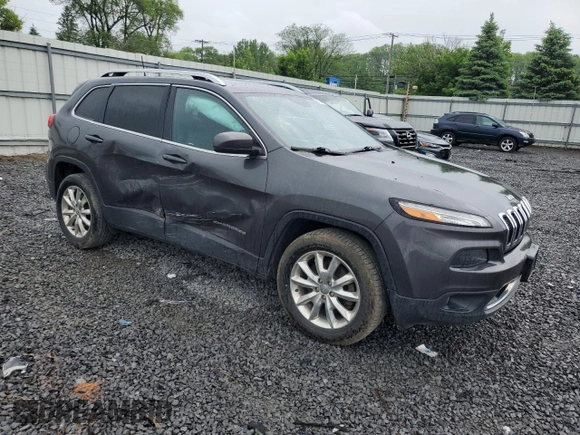2016 Jeep Cherokee Limited with VIN 1C4PJMDBXGW261559, listed as a Copart auction lot 60042415 with 94,637 mi miles and Salvage title. Bid and sale history available at DreamBid. Image 4.