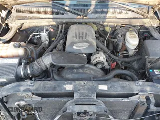2004 GMC Sierra 1500 SLE z VIN 2GTEK13T041435042, wystawiony jako IAAI lot #41777775 z przebiegiem 218 745 mil mil oraz . Historia ofert i sprzedaży dostępna na DreamBid. Obrazek 10.