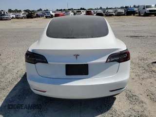 2023 Tesla Model 3 z VIN 5YJ3E1EA6PF540776, wystawiony jako Copart lot #59879575 z przebiegiem 19 320 mil mil oraz Szkoda całkowita • Salvage title. Historia ofert i sprzedaży dostępna na DreamBid. Obrazek 6.