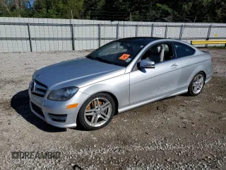 2013 Mercedes-Benz C with VIN WDDGJ5HB9DG053765, listed as a Copart auction lot 80880434 with 93,323 mi miles and Salvage Title. Bid and sale history available at carsss.com. Image 1.