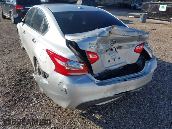 2016 Nissan Altima S with VIN 1N4AL3APXGC288696, listed as a IAAI auction lot 41209580 with 131,709 mi miles and . Bid and sale history available at carsss.com. Image 6.