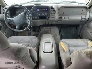 1997 GMC Suburban with VIN 3GKFK16RXVG501646, listed as a Copart auction lot 45849265 with 301,974 mi miles and Clean Title. Bid and sale history available at carsss.com. Image 8.