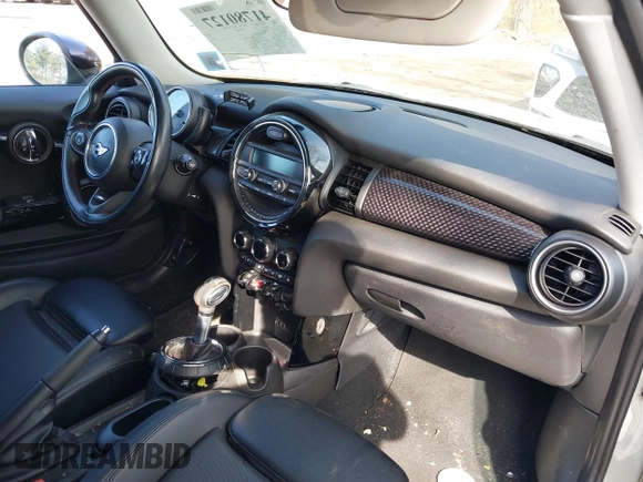 2014 MINI Hardtop S with VIN WMWXM7C57ET987122, listed as a IAAI auction lot 41780127 with 78,567 mi miles and . Bid and sale history available at DreamBid. Image 5.