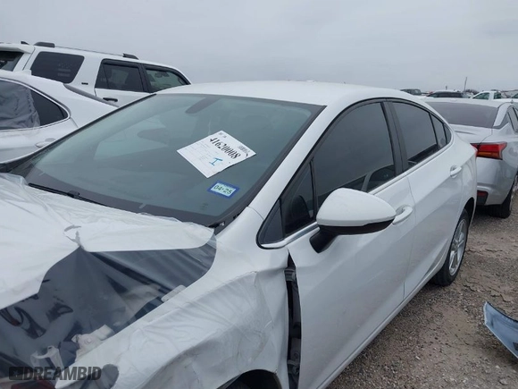 2017 Chevrolet Cruze LT with VIN 1G1BE5SM9H7229859, listed as a IAAI auction lot 41620008 with 123,741 mi miles. Bid and sale history available at carsss.com. Image 14.