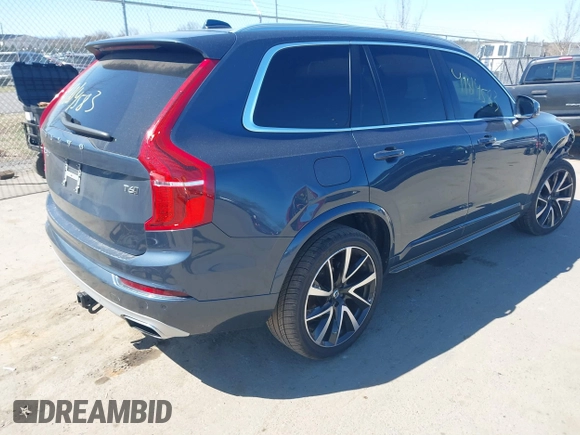 2020 Volvo XC90 Momentum with VIN YV4A22PK3L1535353, listed as a IAAI auction lot 41814583 with 90,073 mi miles. Bid and sale history available at carsss.com. Image 4.