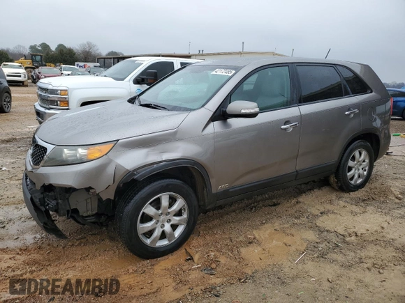 2011 Kia Sorento LX with VIN 5XYKTCA16BG121055, listed as a Copart auction lot 42172485 with 172,717 mi miles and Salvage Title. Bid and sale history available at carsss.com. Image 1.