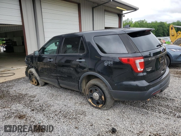 2017 Ford Police Interceptor Utility z VIN 1FM5K8AR8HGB54305, wystawiony jako Copart lot #54392105 z przebiegiem 172 978 mil mil oraz Szkoda całkowita • Salvage title. Historia ofert i sprzedaży dostępna na DreamBid. Obrazek 2.
