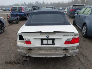 2003 BMW 3 Series 325Ci with VIN WBABS33453JY44047, listed as a IAAI auction lot 41050950 with 94,759 mi miles. Bid and sale history available at carsss.com. Image 17.