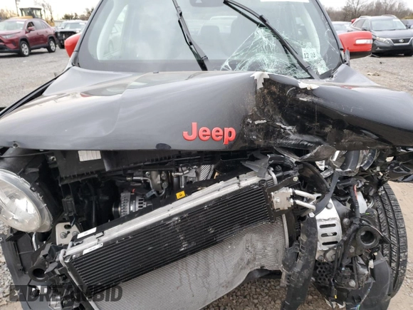 2023 Jeep Renegade Upland with VIN ZACNJDB10PPP37118, listed as a Copart auction lot 83315174 with 6,541 mi miles and Salvage title. Bid and sale history available at DreamBid. Image 12.