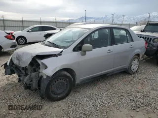 2011 Nissan Versa S with VIN 3N1BC1AP5BL443156, listed as a Copart auction lot 43229085 with 111,165 mi miles and Salvage title. Bid and sale history available at DreamBid. Image 1.