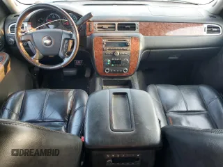 2007 Chevrolet Suburban LTZ with VIN 3GNFK16347G144417, listed as a Copart auction lot 71093544 with 279,255 mi miles and Clean Title. Bid and sale history available at carsss.com. Image 8.
